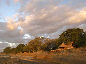 Tafika Camp: Camp am Flussufer