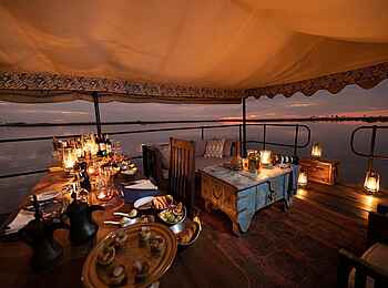 Zarafa Dhow Suite: Dinner auf dem Boot