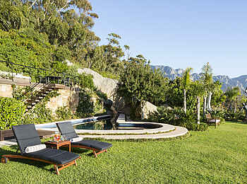 21 Nettleton Boutique Hotel: Sonnenliegen