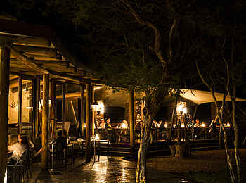 Marataba Safari Lodge: Dinner auf der überdachten Terrasse