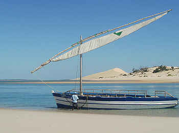 Azura Benguerra Island: Dhow bei Pansy Island Azura Benguerra Island: Dhow bei Pansy Island