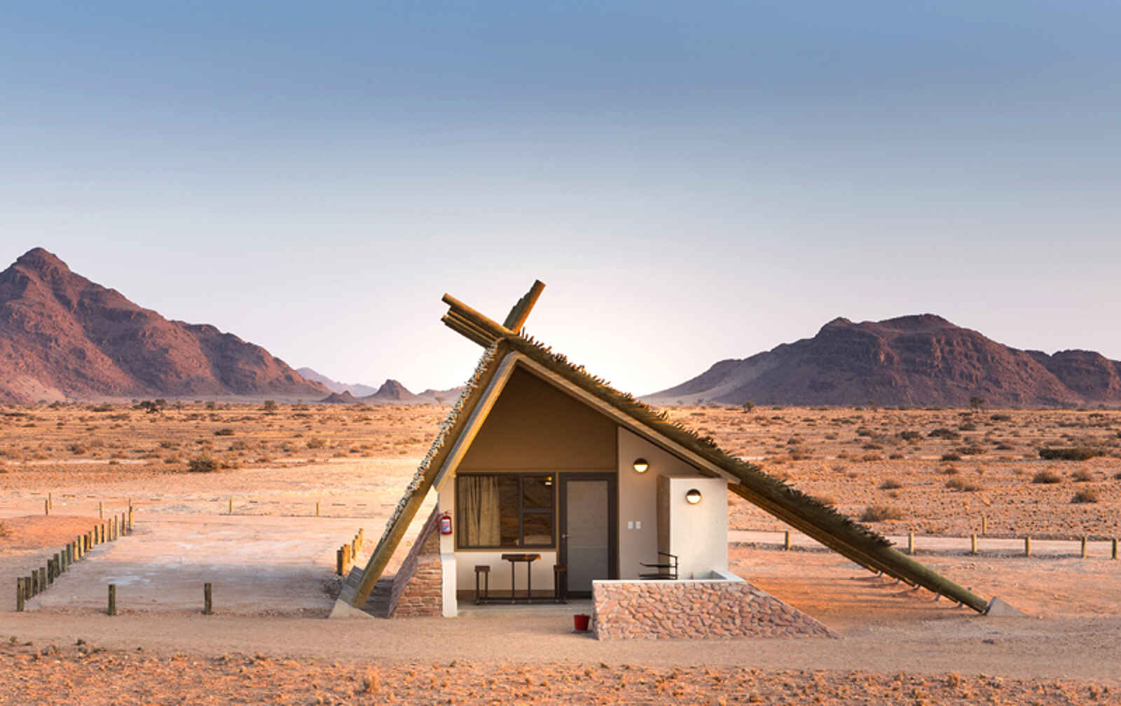 Desert Quiver Camp: Gästechalet unter Schrägdach Desert Quiver Camp: Gästechalet unter Schrägdach