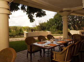Ilala Lodge: Gartenterrasse