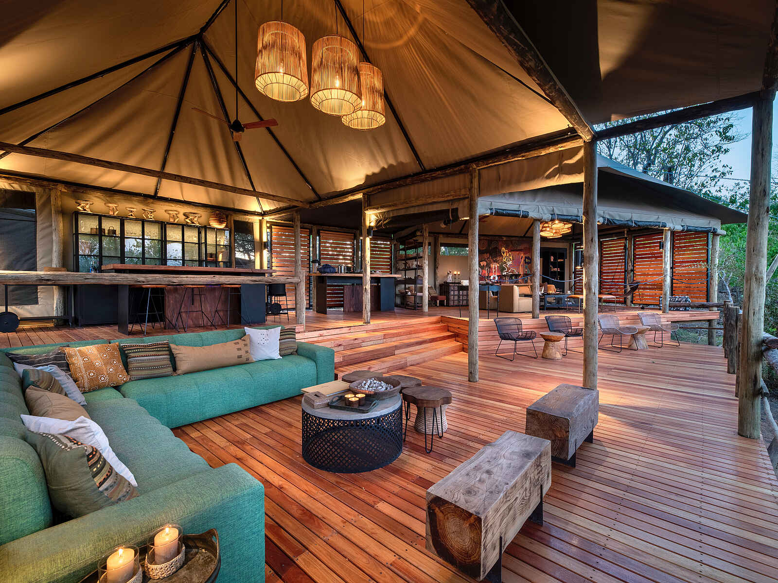 Khwai Lediba: Lounge mit Bar Khwai Lediba: Lounge mit Bar