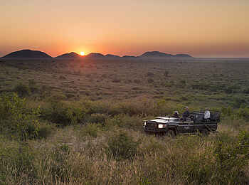 Madikwe Safari Lodge Lelapa: Abendliche Pirschfahrt