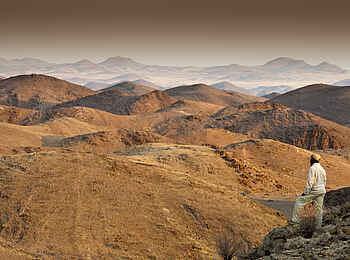 Okahirongo Elephant Lodge: Die umgebenden Berge