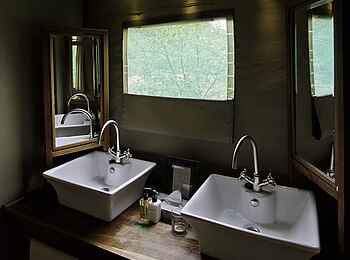 Ongava Tented Camp: Gästebad