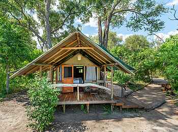 Saguni Safari Lodge: Forest Tent Terrasse Saguni Safari Lodge: Forest Tent Terrasse