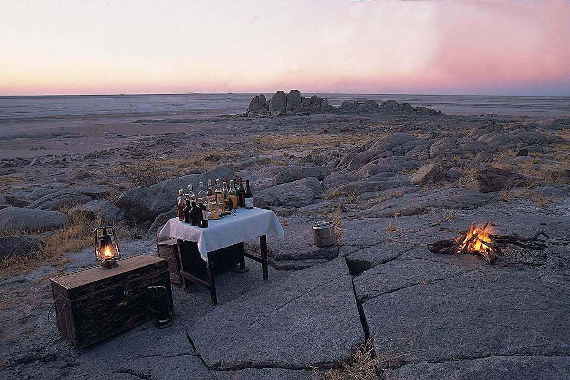 Baobab, CT11, Makgadikgadi, Ntwetwe Pan, Nxai Pans, San Camp, Kubu Island, Uncharted Africa Safari Co., Ntwetwe-Pfanne