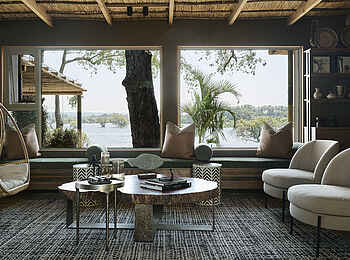Victoria Falls Rapid View Villa: Das Wohnzimmer im Gemeinschaftsbereich