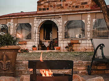 Voigtland Guesthouse: Lagerfeuer am Abend