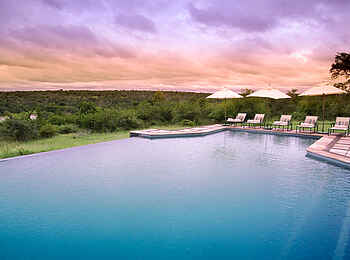 Kirkman's Kamp Lodge: Swimmingpool