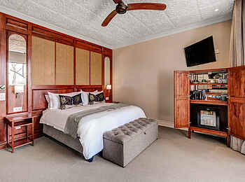 Palm River Hotel: Deluxe Room - Kingsize Bett Palm River Hotel: Deluxe Room - Kingsize Bett