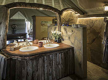 Campi ya Kanzi Lodge: Waschtisch Campi ya Kanzi Lodge: Waschtisch