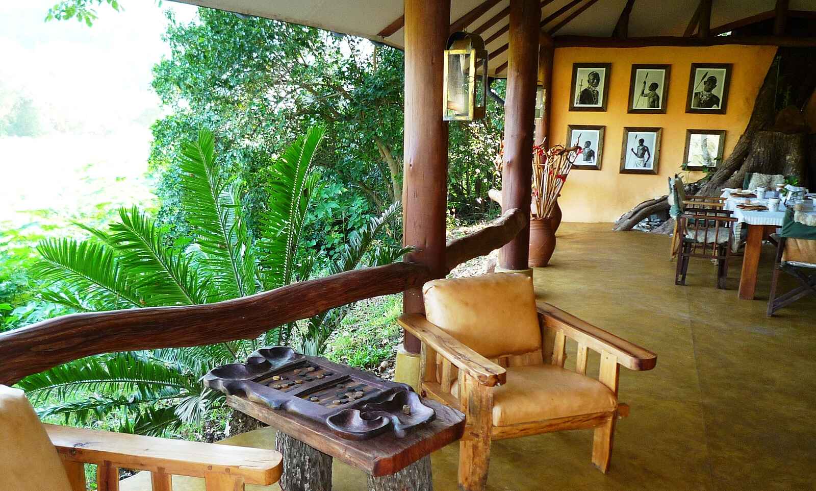 Kitich Camp: Offener Speisesaal Kitich Camp: Offener Speisesaal