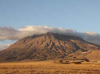 Lake Natron Camp: Schroffe Landschaft