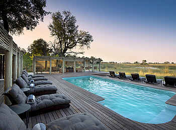 Nxabega Okavango Tented Camp: Blick über den Pool