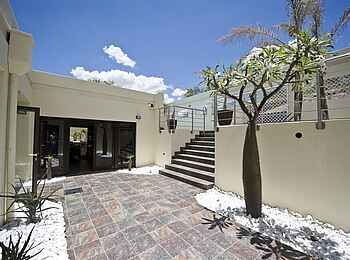 Galton House: Innenhof mit Sukkulenten