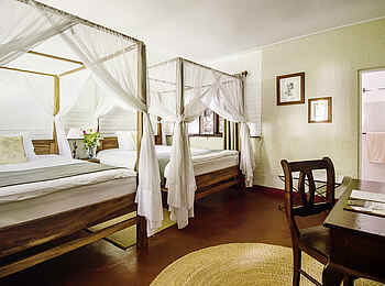 Mt. Meru Game Lodge: Zwei Doppelbetten