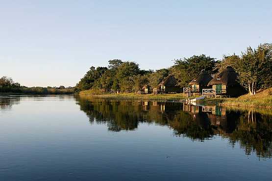 Camp Kwando: Am Ufer des Kwando River Camp Kwando: Am Ufer des Kwando River
