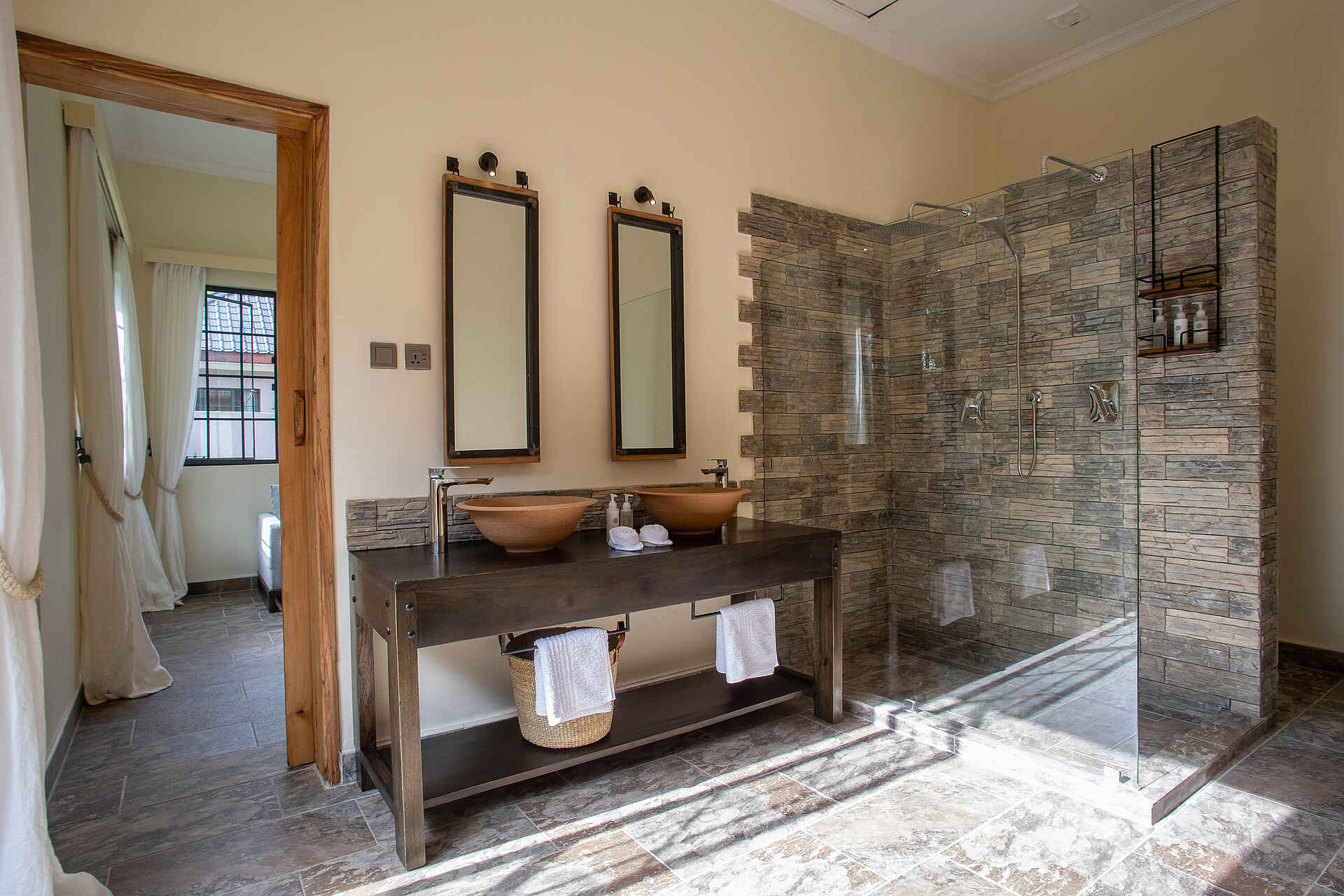 Hamerkop House by Lemala: Badezimmer