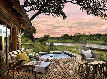 Lion Sands Narina Lodge: Außenbereich Lion Sands Narina Lodge: Außenbereich