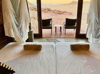 Namib Outpost: Blick aus der Superior Suite Namib Outpost: Blick aus der Superior Suite