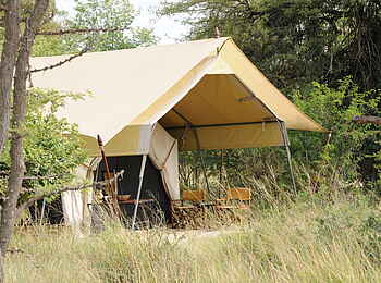 Serengeti under Canvas: Front eines Gästezeltes Serengeti under Canvas: Front eines Gästezeltes