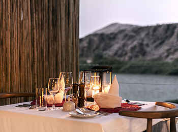 Serra Cafema: Das Dinner