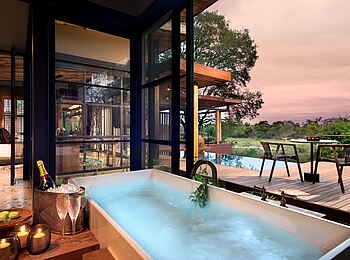 andBeyond Tengile River Lodge: Badewanne