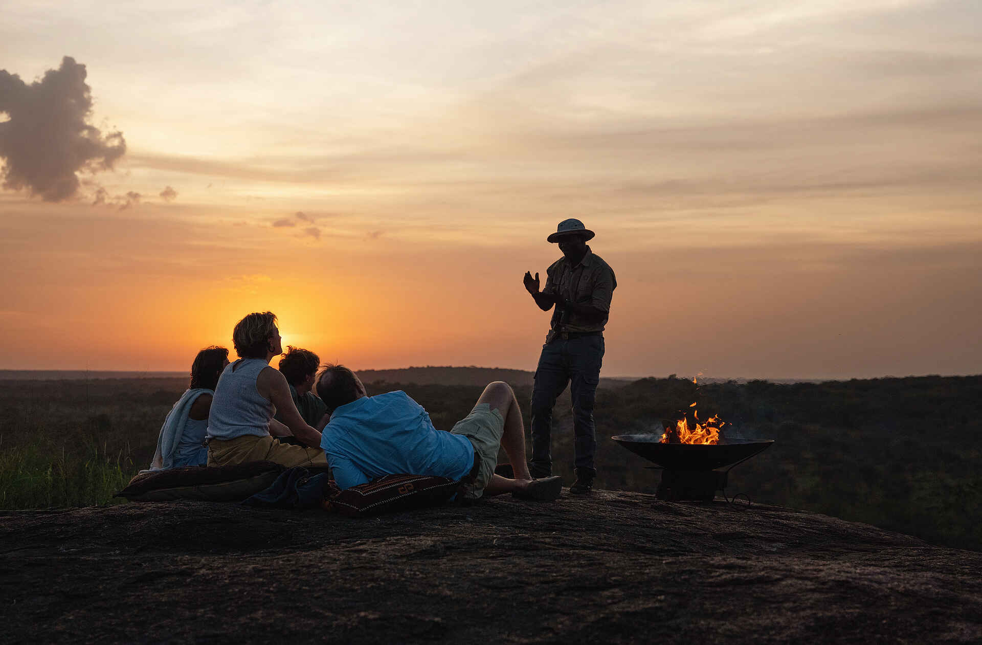 Charlie Serengeti Safari Camp: Feuer mit Geschichten