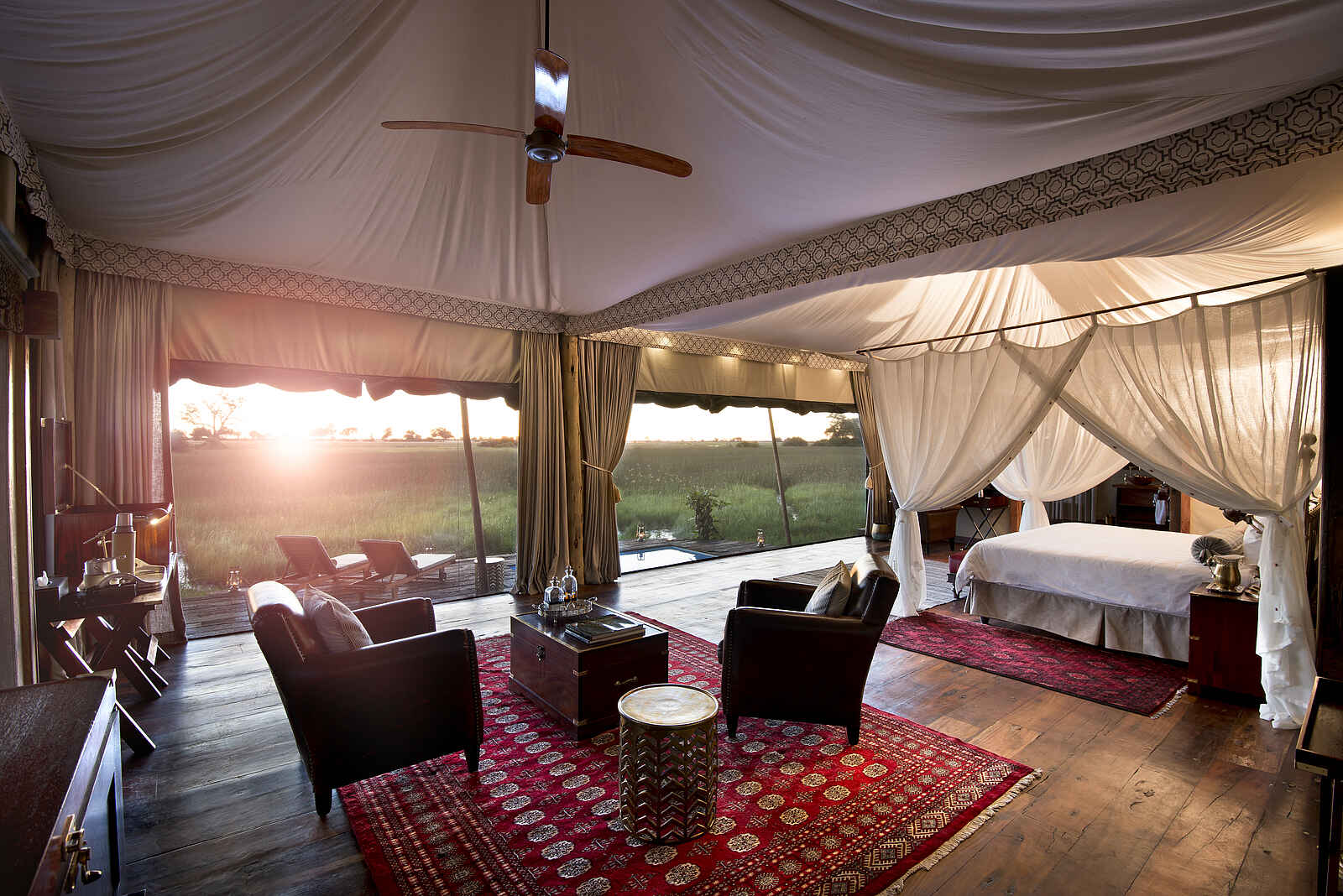 Duba Plains Suite: Private Lounge Duba Plains Suite: Private Lounge