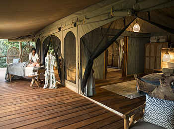 Mara Toto Tree Camp: Massage auf der privaten Veranda