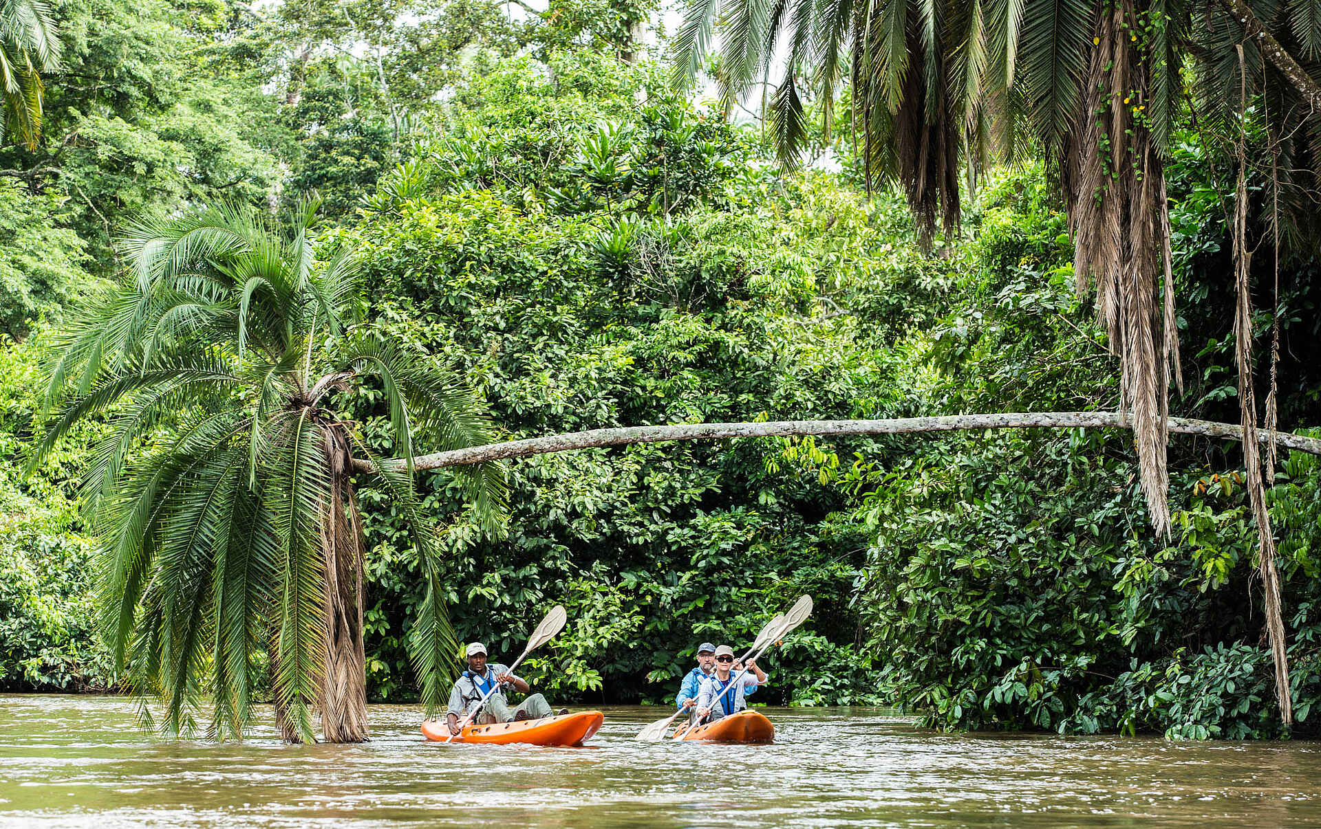 Mboko Camp: Abenteuerliche Kajakfahrt