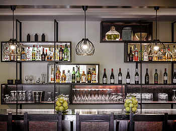 Sanctuary Sussi & Chuma: Bar