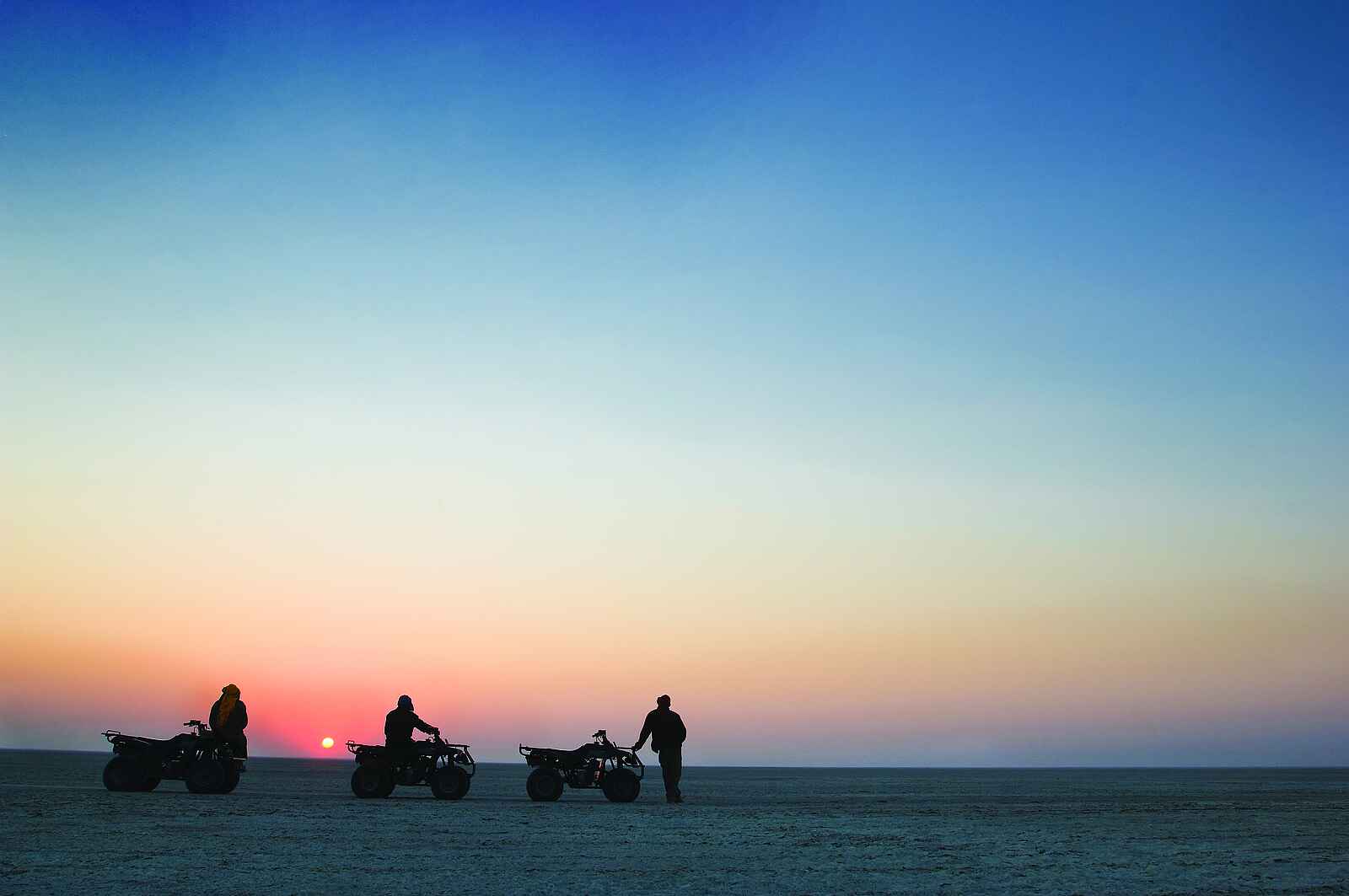 Jack's Camp: Auf dem Quadbike in die Pfannen Jack's Camp: Auf dem Quadbike in die Pfannen