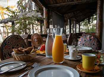 Kisima Ngeda Camp: Frühstück im Restaurant Kisima Ngeda Camp: Frühstück im Restaurant