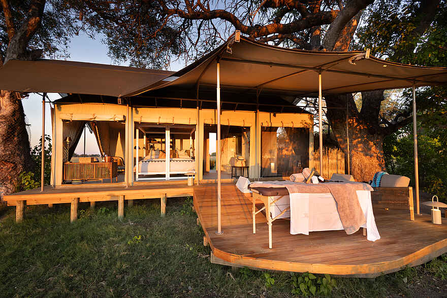 Monachira Camp: Massage im Gästezelt Monachira Camp: Massage im Gästezelt