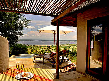 Ngoma Safari Lodge: Ihr eigenes Reich Ngoma Safari Lodge: Ihr eigenes Reich