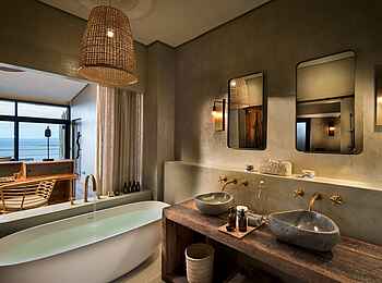 Bumi Hills Safari Lodge: Lake View Suite - Gästebad Bumi Hills Safari Lodge: Lake View Suite - Gästebad