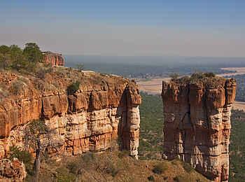 Chilo Ivory Trail Adventure: Chilojo Pinnacle