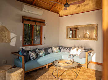 Azura Benguerra Island Retreat: Royal Beach Villa Lounge