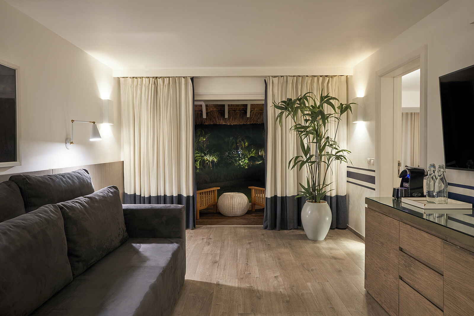 LUX Grand Gaube: Family Suite  LUX Grand Gaube: Family Suite