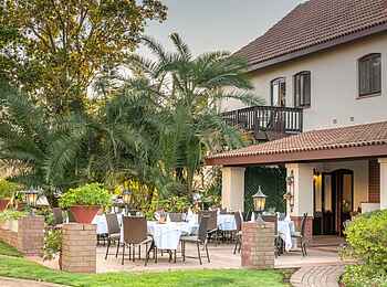 Oliver's: Veranda Gartenseite Oliver's: Veranda Gartenseite