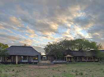 Phinda Homestead: Blick auf Phinda Homestead Phinda Homestead: Blick auf Phinda Homestead