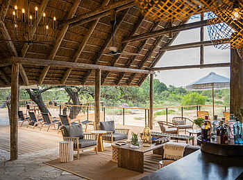 Thornybush Game Lodge: Offener Zentralbereich Thornybush Game Lodge: Offener Zentralbereich