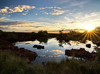 Waterberg Plateau Lodge: Wasserloch Waterberg Plateau Lodge: Wasserloch