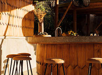 Jabali Ridge Camp: Poolbar Jabali Ridge Camp: Poolbar