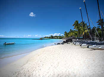 Royal Palm Beachcomber Luxury: Segelboote