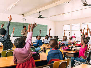 Saseka Tented Camp: Besuch einer Schule Saseka Tented Camp: Besuch einer Schule